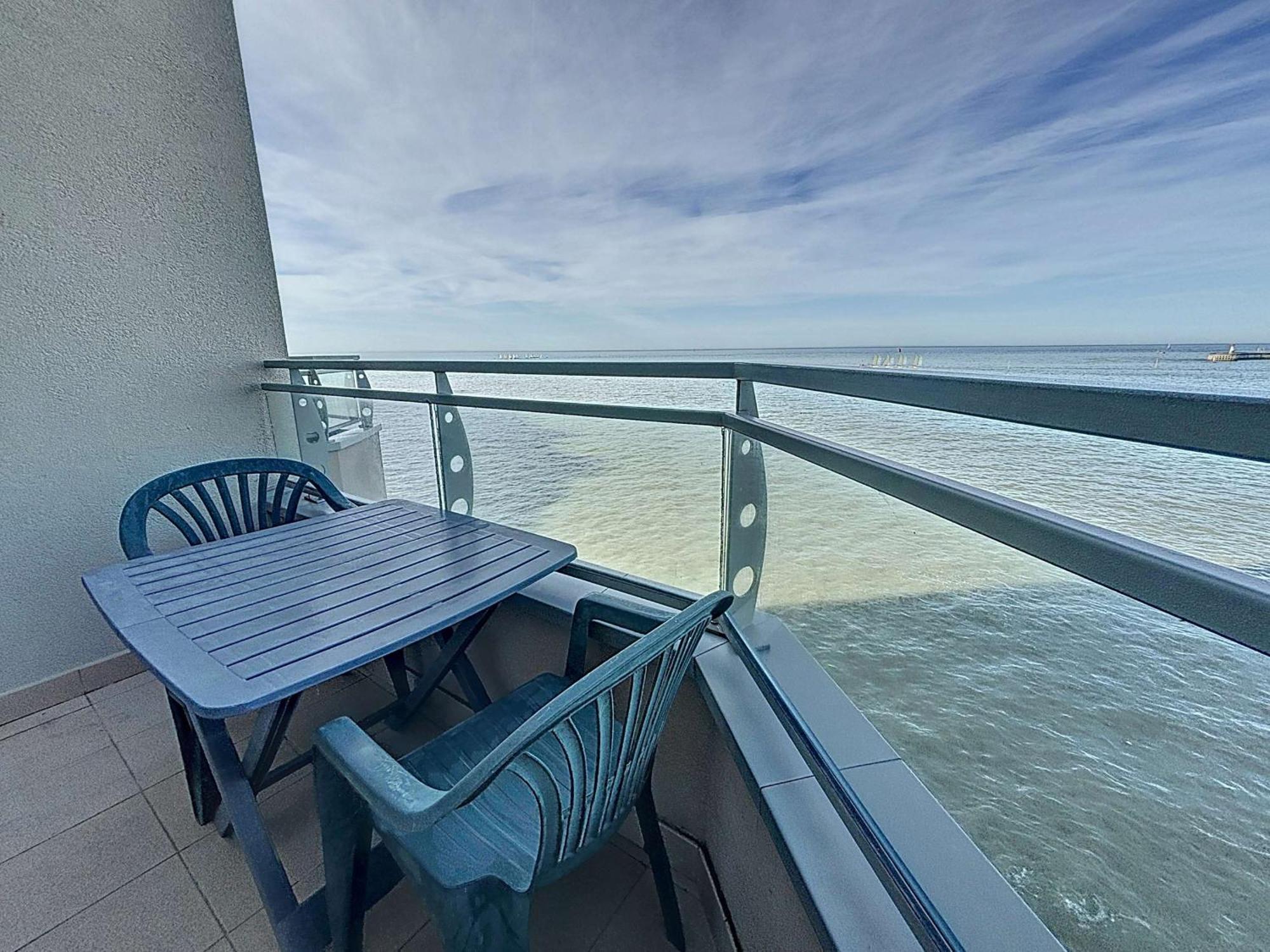 Appartement Avec Balcon, Proche Des Plages Et Commerces - Fr-1-361-89 格朗维尔 外观 照片