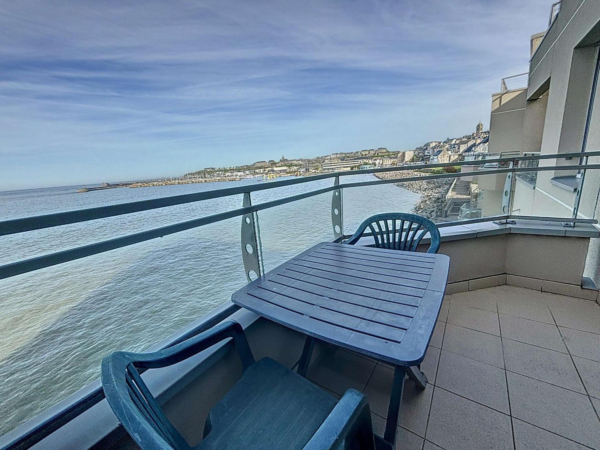 Appartement Avec Balcon, Proche Des Plages Et Commerces - Fr-1-361-89 格朗维尔 外观 照片