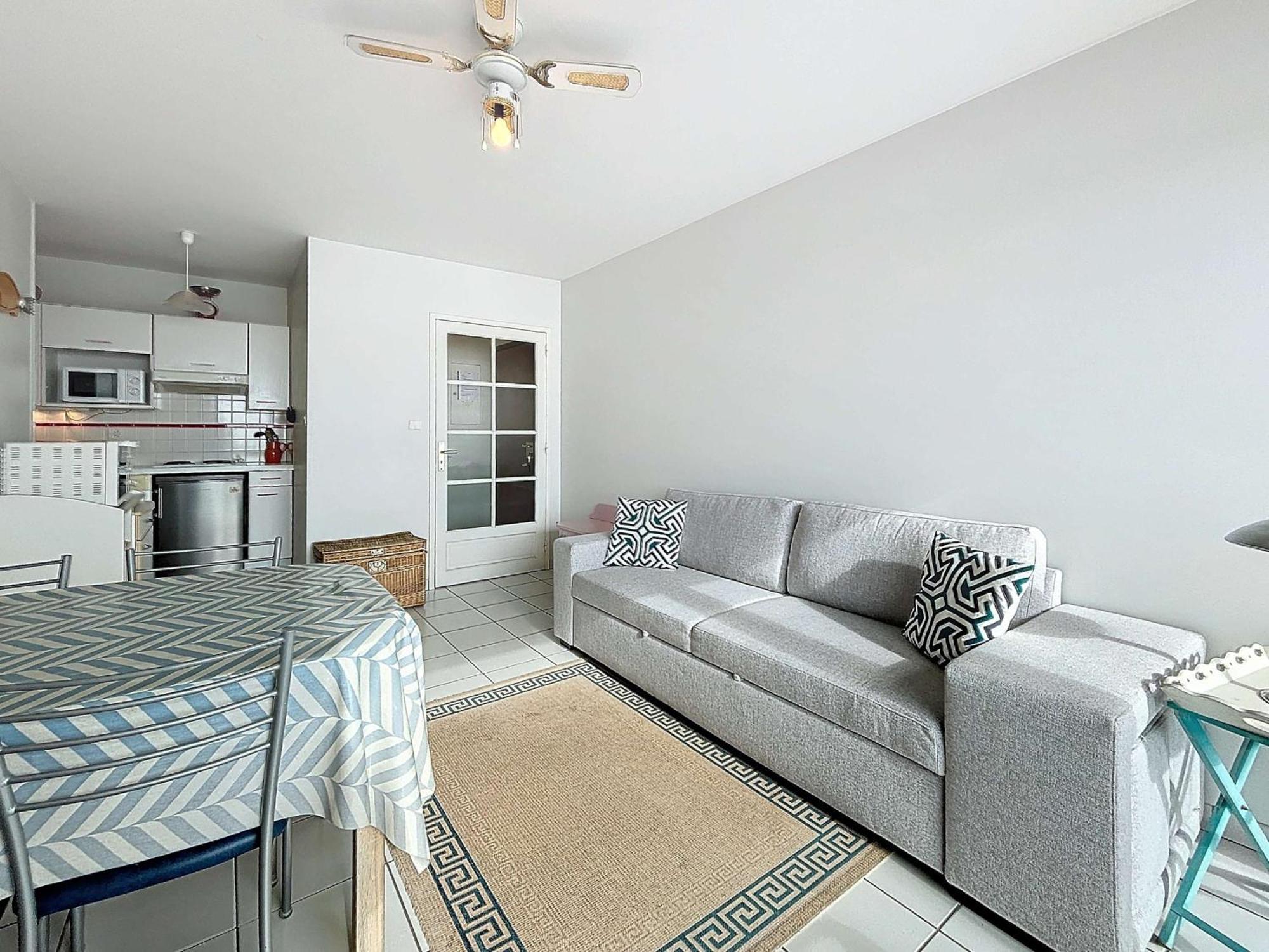Appartement Avec Balcon, Proche Des Plages Et Commerces - Fr-1-361-89 格朗维尔 外观 照片